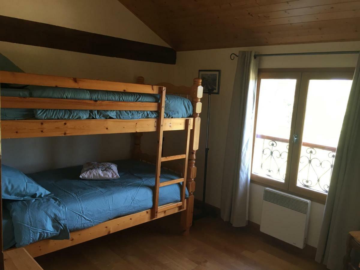 Bed and Breakfast Les Chevreuils Monsac Exterior foto